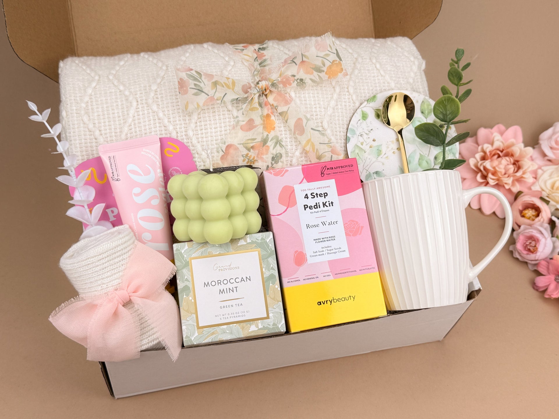 Why Handmade Gifts Are More Meaningful (Psychology + Tips)