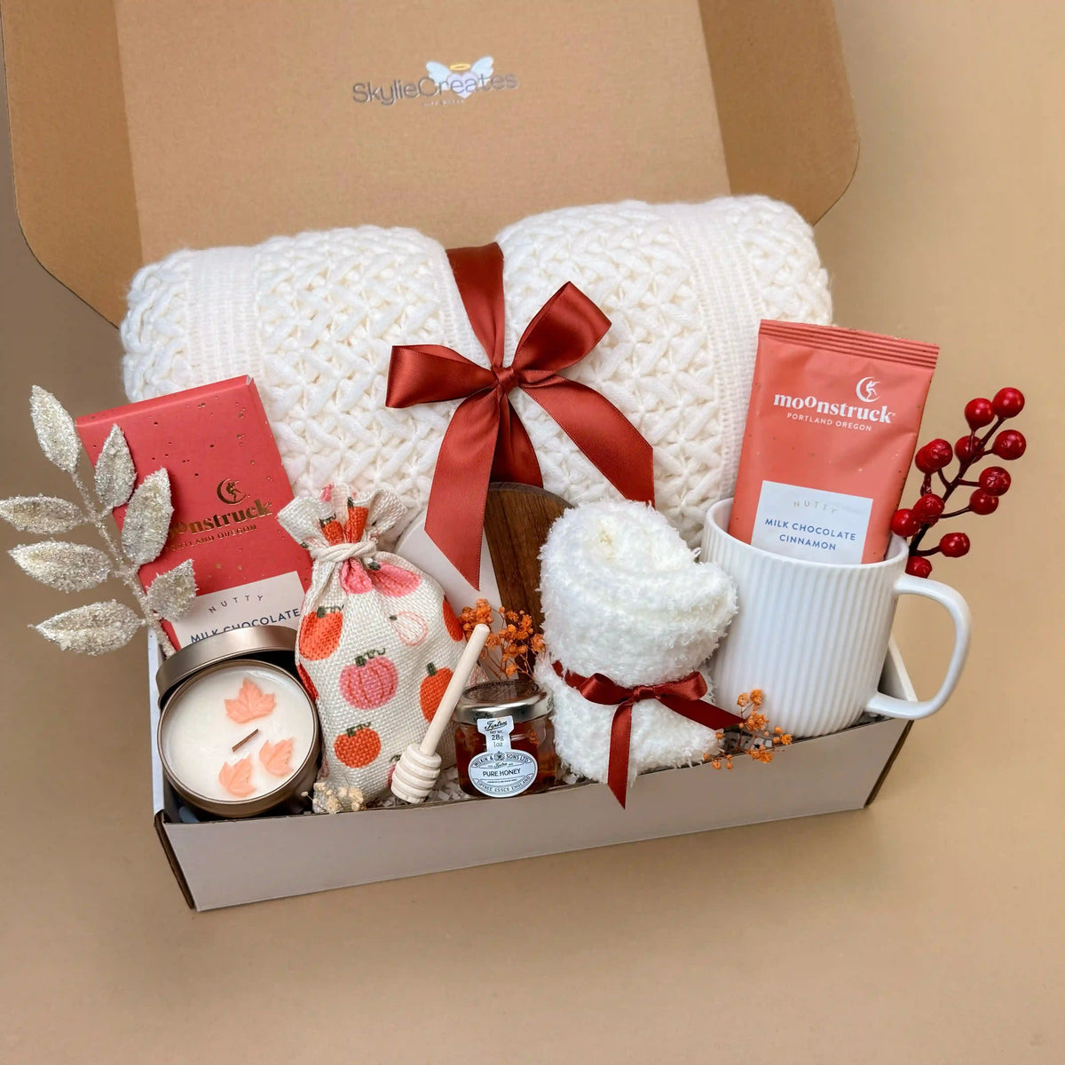 Birthday Gift for Mom – Crochet Flowers & Cozy Keepsake Blanket