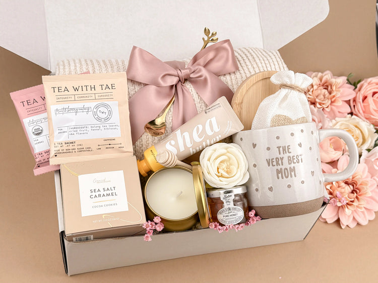 Cozy Relaxation Gift Box for Mom – Blanket, Mug, Candle, Honey, Cookies, Hand Cream