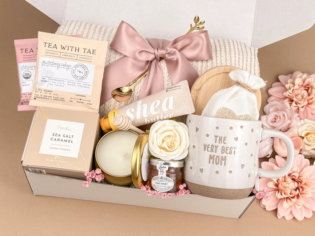 Cozy Relaxation Gift Box – Blanket, Mug, Candle, Honey, Cookies, Hand Cream 2