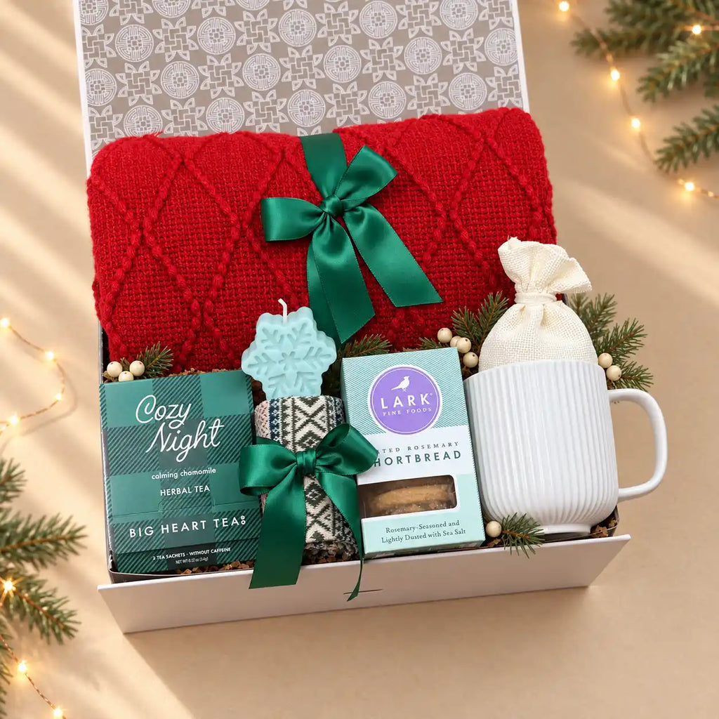 Cozy Evenings Gift Box – Holiday Comfort for Women