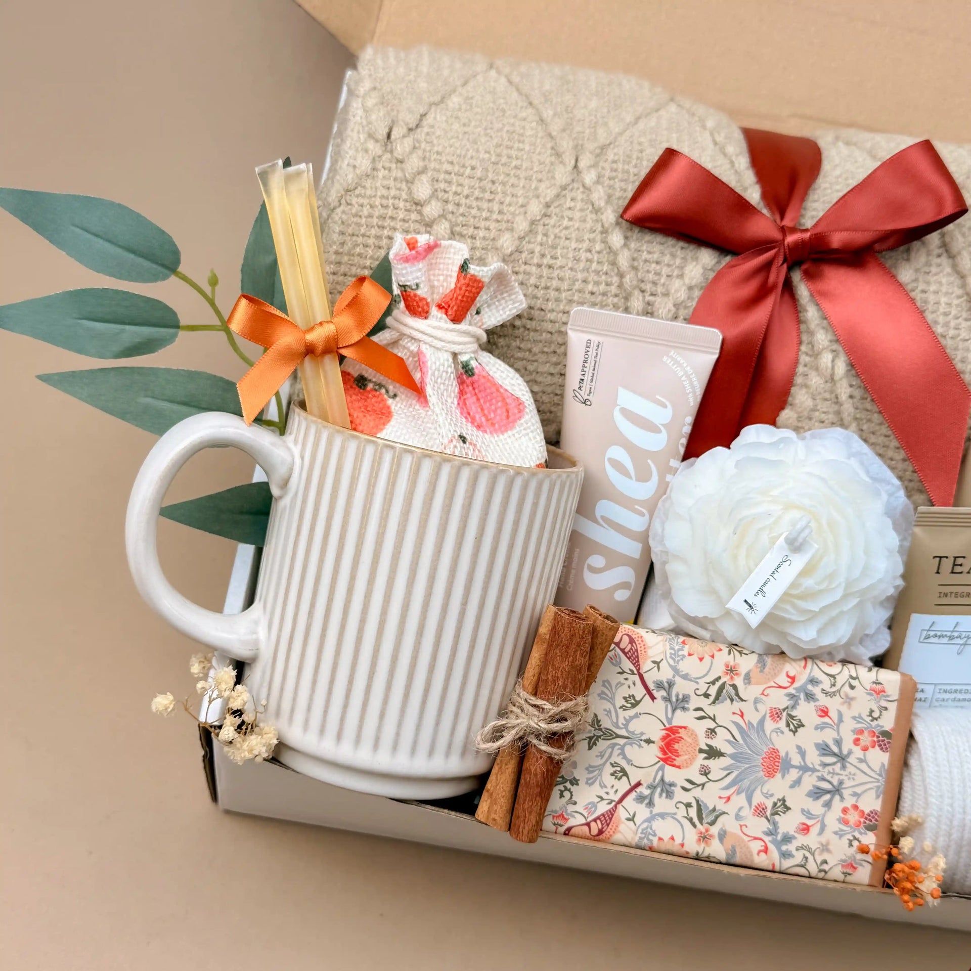 Cozy Fall Comfort: Women's Gift Bundle 3