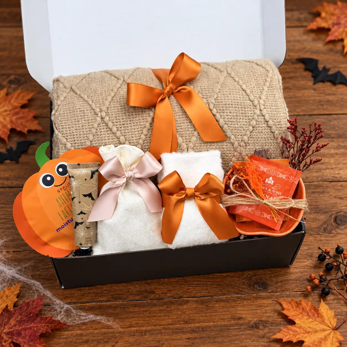 Cozy Halloween Night – Women's Gift Bundle
