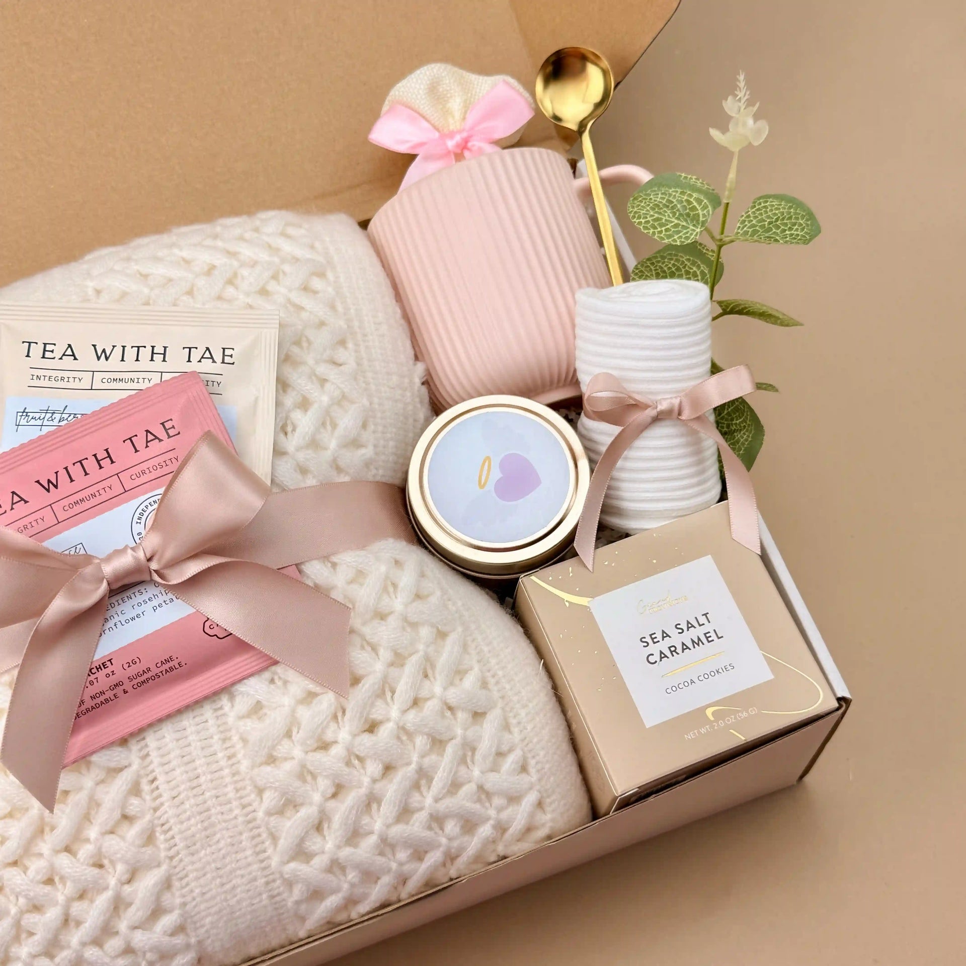 Comfort & Calm Gift Basket | Self-Care for Women 2