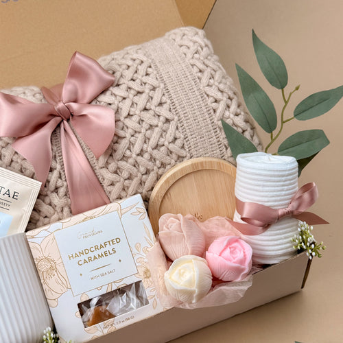 Get Well Soon Gift Baskets – Plush Blanket & Fuzzy Socks Care Set