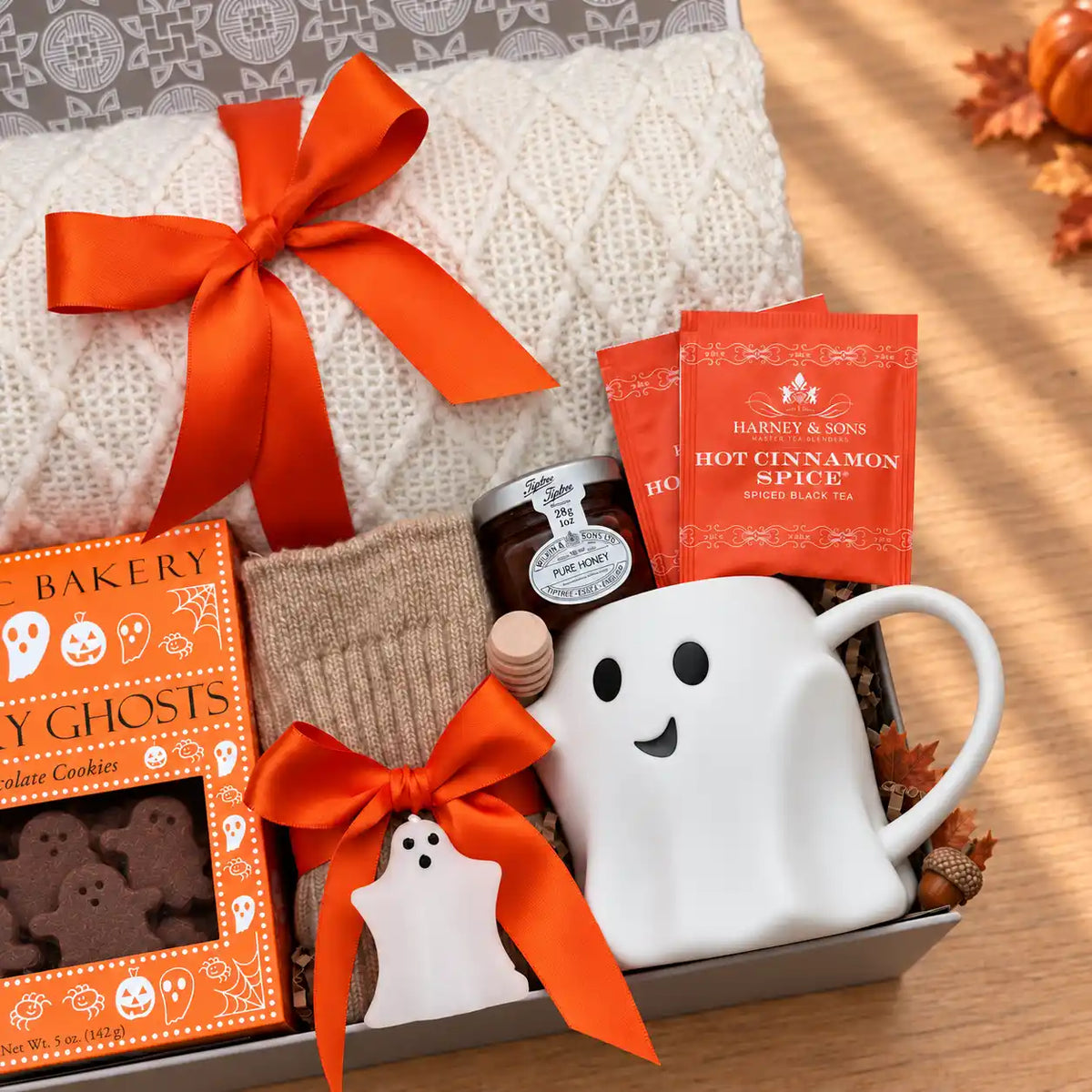 Halloween Comfort Gift Set | Women's Cozy Relaxation 3