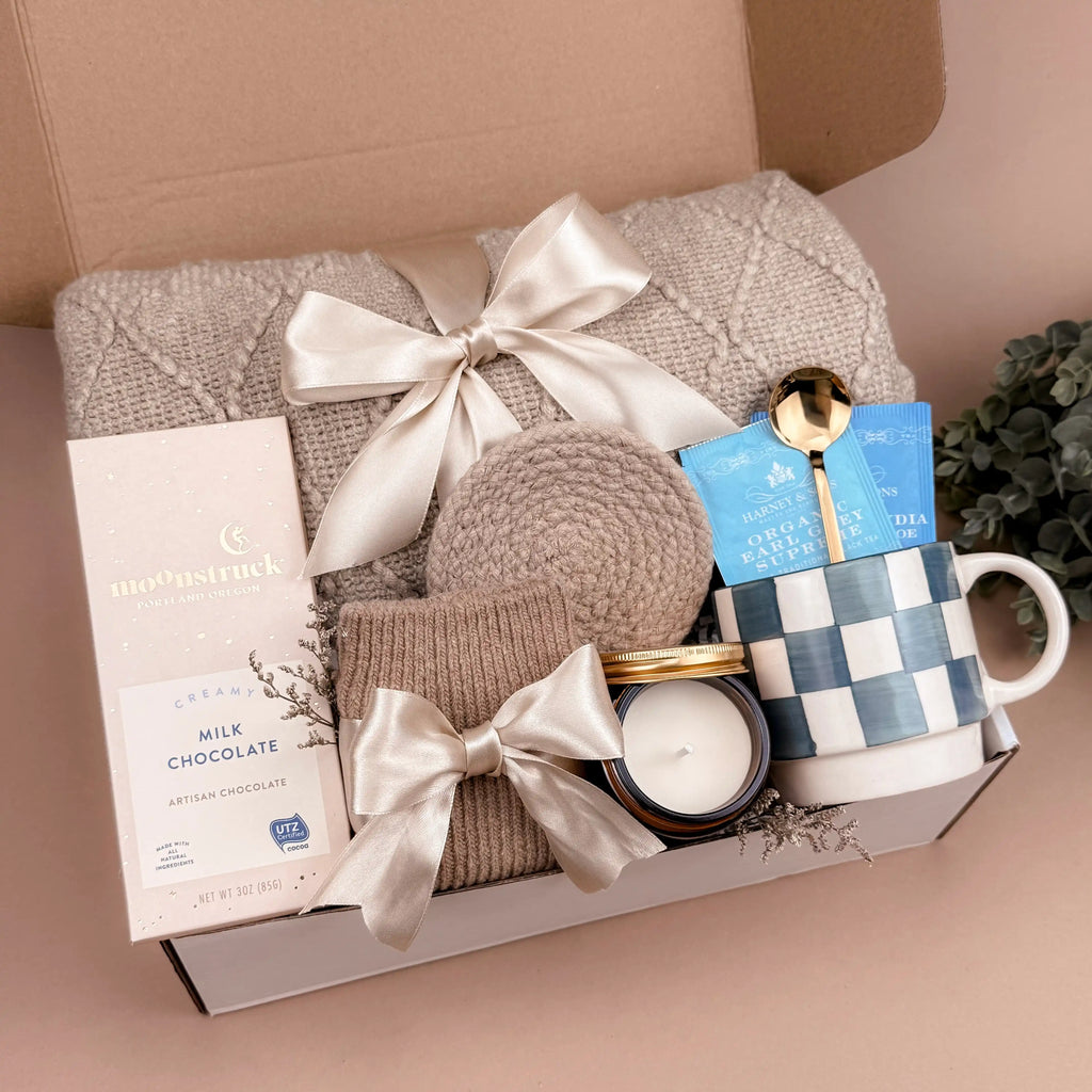 Cozy Night In Self-Care Gift Box | Luxury Throw Blanket, Ceramic Mug & Tea Set, Premium Socks, Scented Candle & Chocolate | Ultimate Relaxation Gift for Everyone