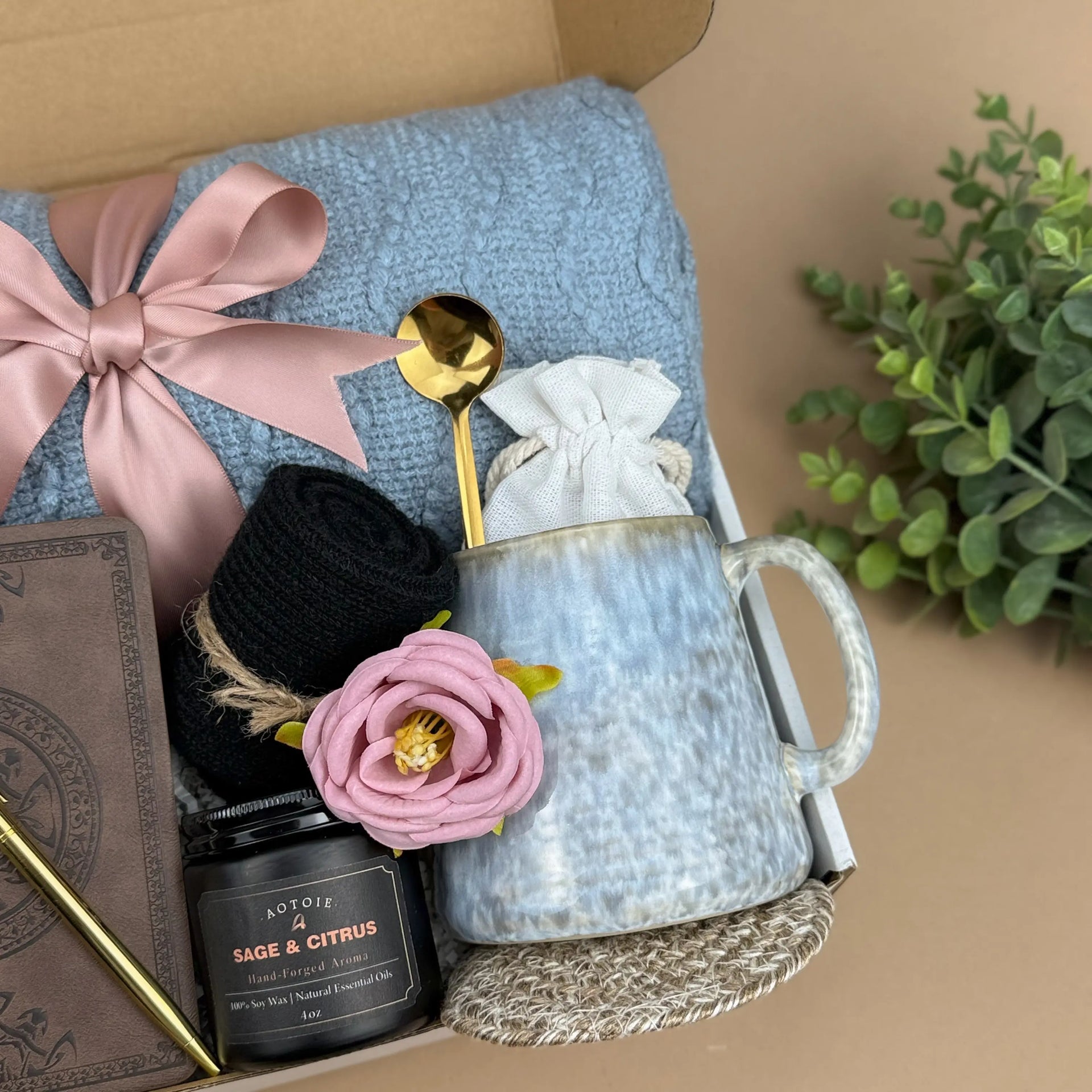 Premium Men’s Gift Box – Handmade Blue Cozy Coffee & Relaxation Set for Him, Perfect Self-Care Image 4