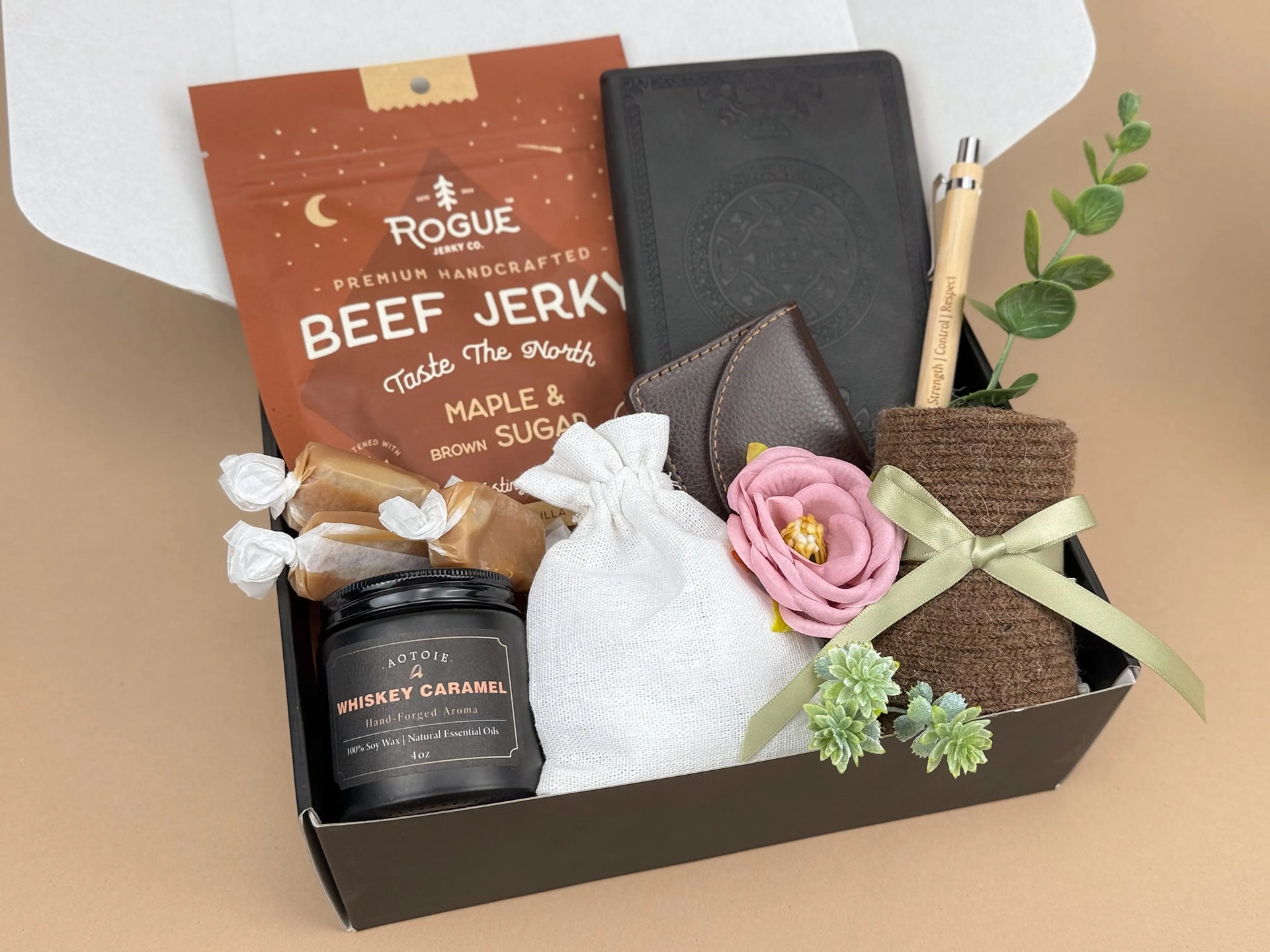 Gentleman's Discovery Set | Leather Notebook, Beef Jerky, Socks & Card Holder