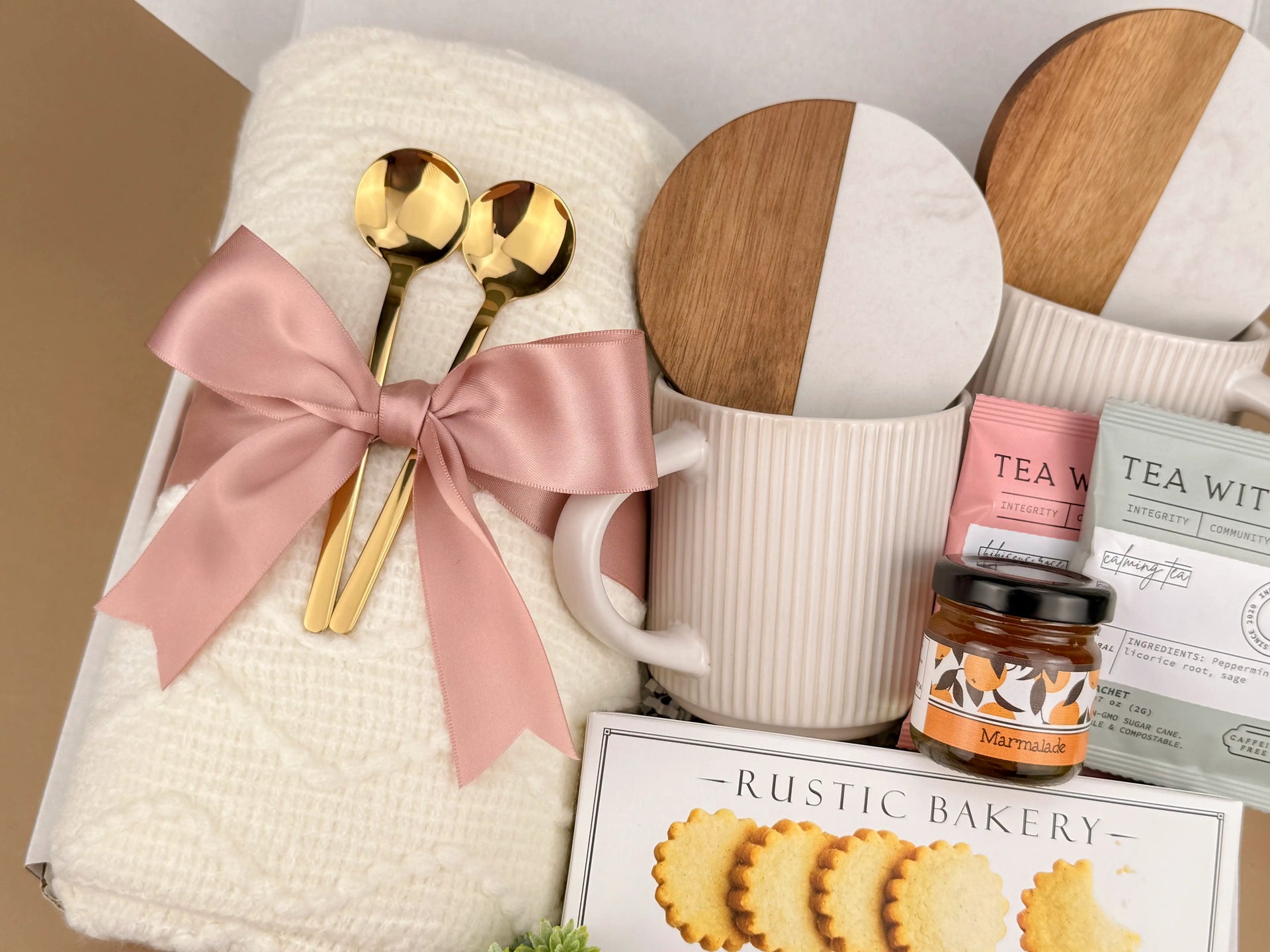 Luxury Couples Gift Set – 50x60 Cozy Blanket, 2 Ceramic Mugs, 2 Gold Spoons, Tea & Shortbread – Elegant Wedding or Anniversary Gift Box for Two 3