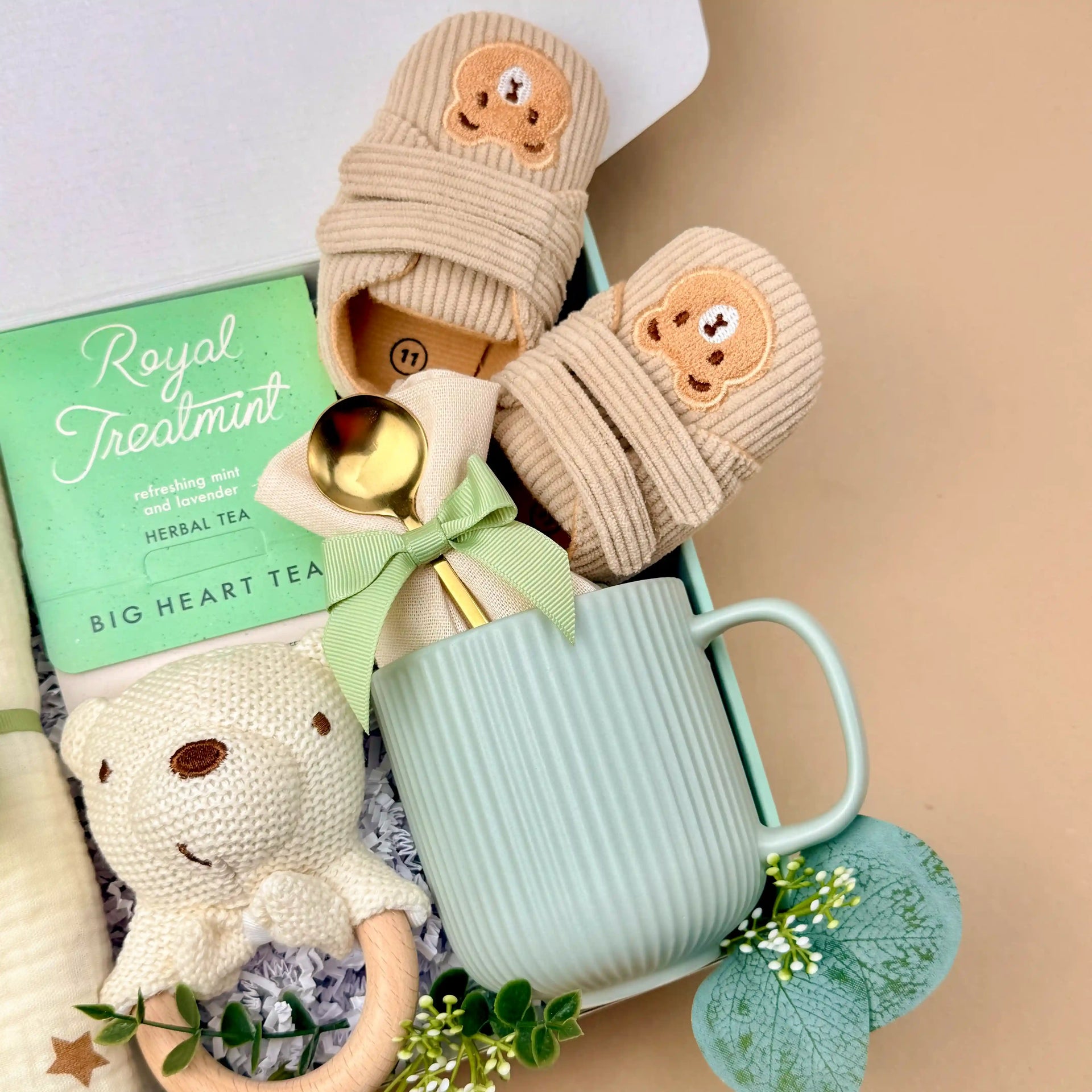 New Mom Care Package | Postpartum Gift Box 6