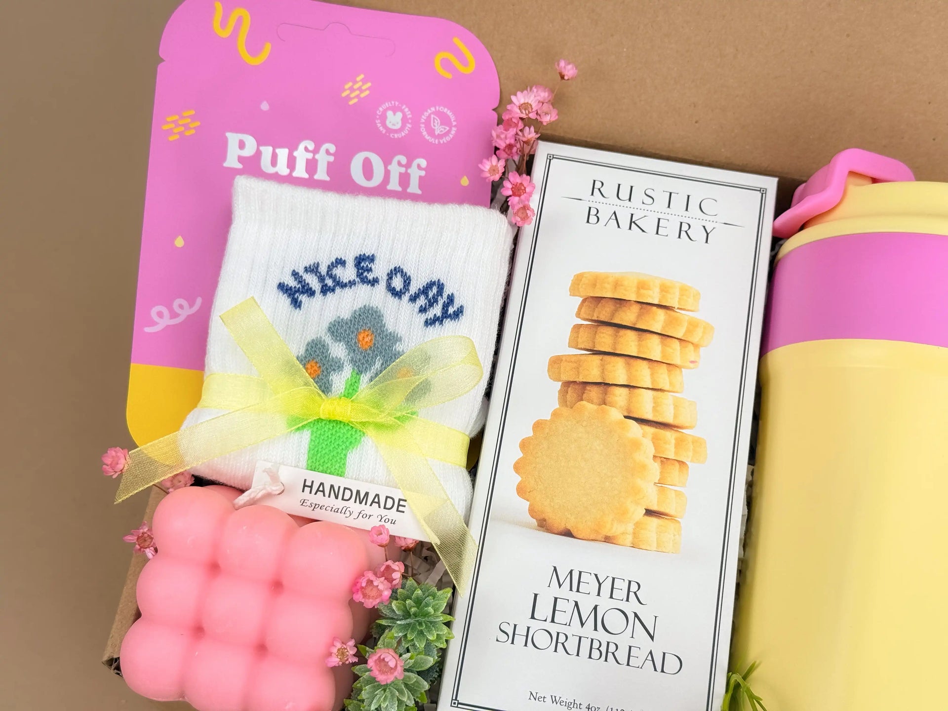 Self Care Gift Box for Her – Spa Set with Candle, Tumbler, Socks & Lemon Cookies 3
