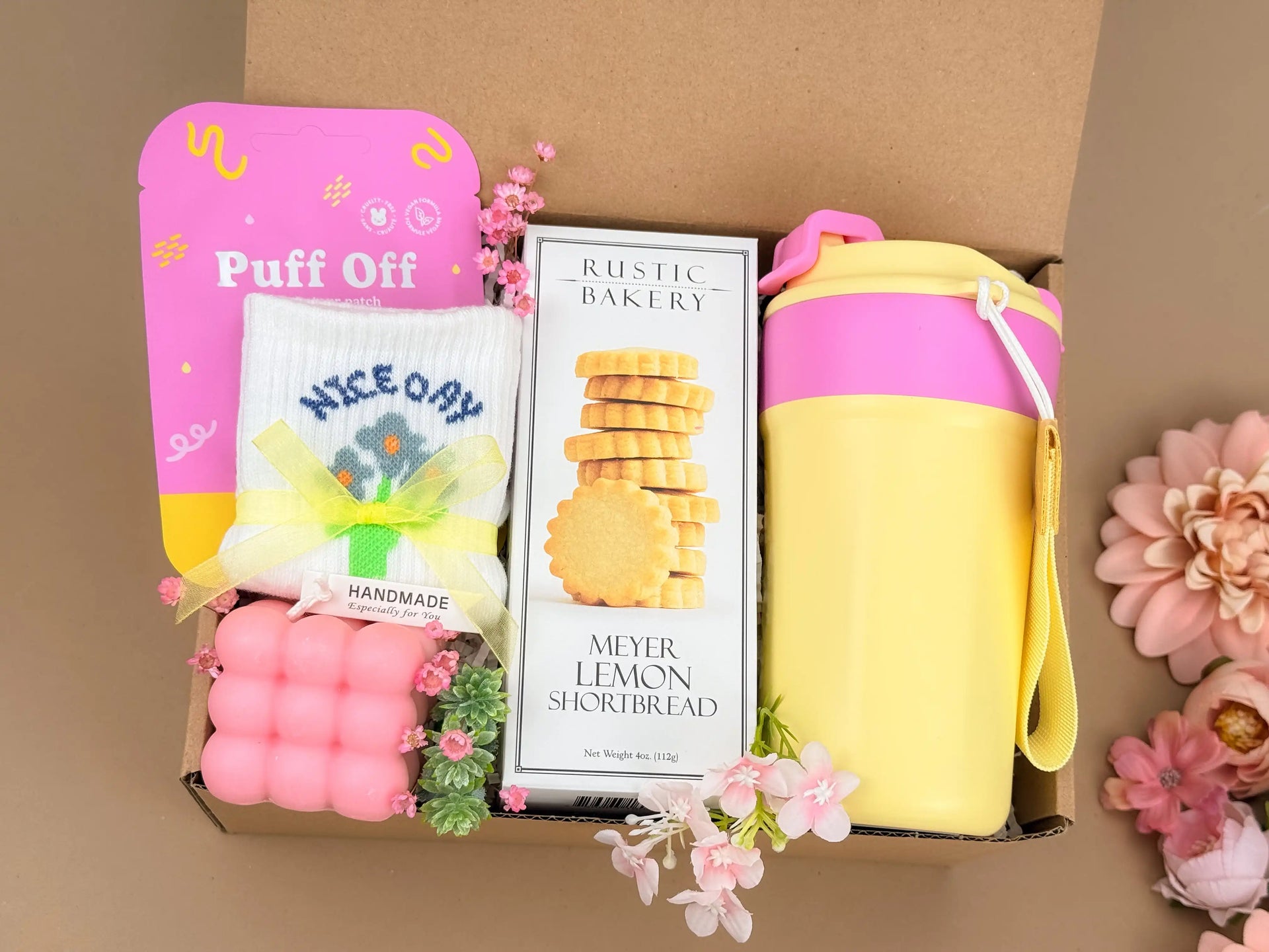 Self Care Gift Box for Her – Spa Set with Candle, Tumbler, Socks & Lemon Cookies 2
