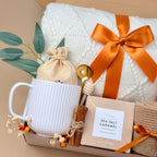 Autumn Cozy Gift Basket for Women – Soft Blanket & Cocoa Kit 3