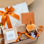 Autumn Cozy Gift Basket for Women – Soft Blanket & Cocoa Kit 2