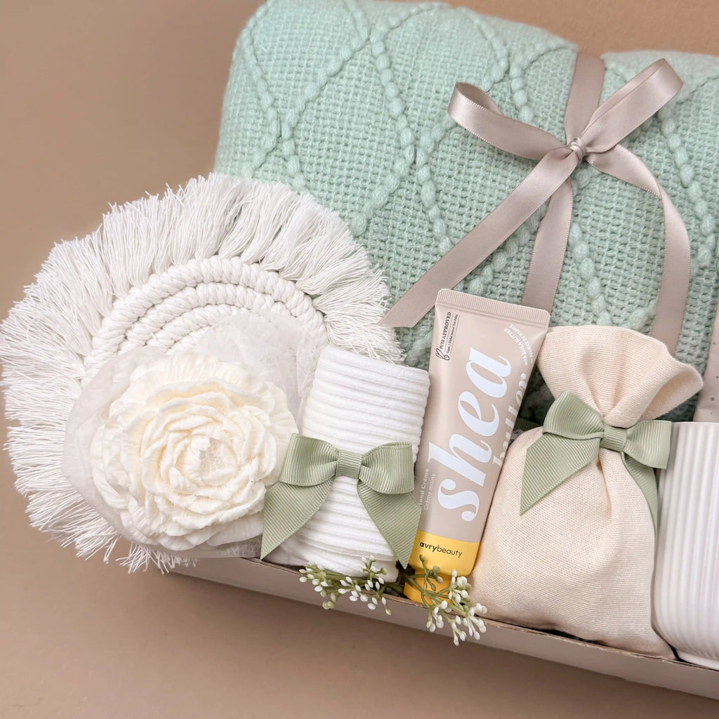 Pampering Hug in a Box with Blanket 3