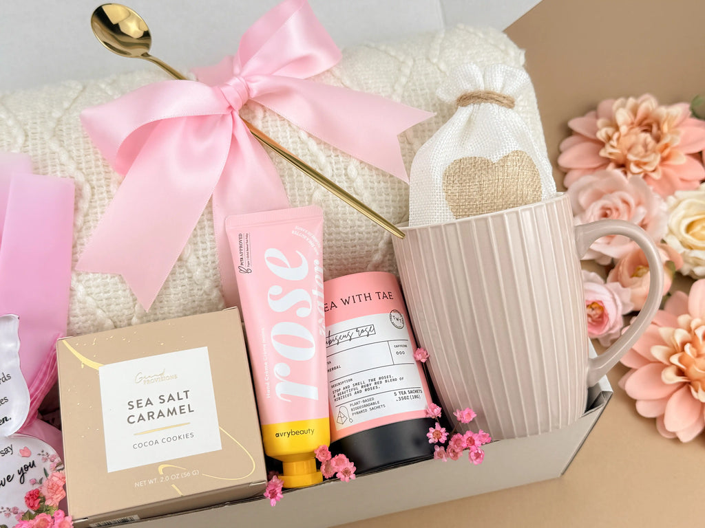 Thoughtful Mother’s Day Gift Box | Blanket, Crochet Flowers, Mug, Cookies, Tea 4