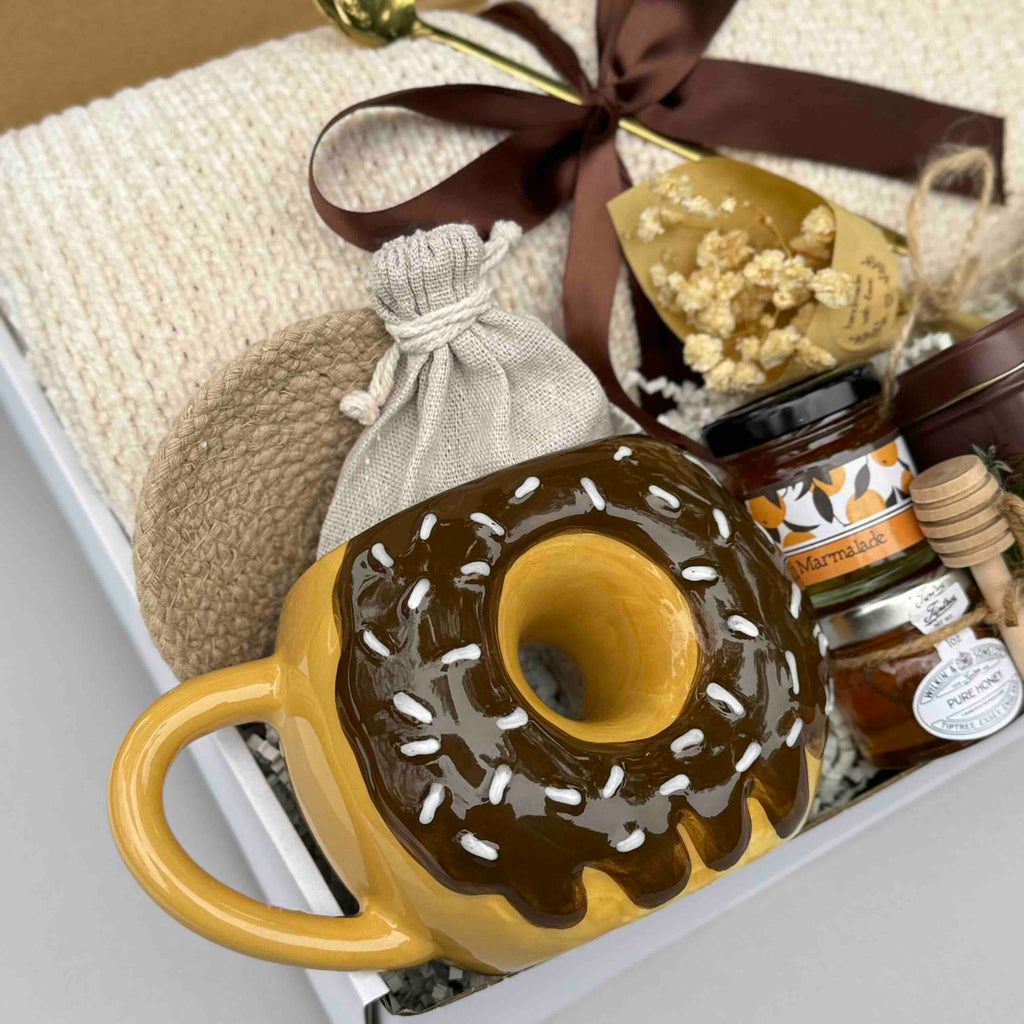 Warm Hug Donut Handmade Gift Box – Cozy Comfort, Relaxation Essentials, Blanket, Mug & Tea 7764