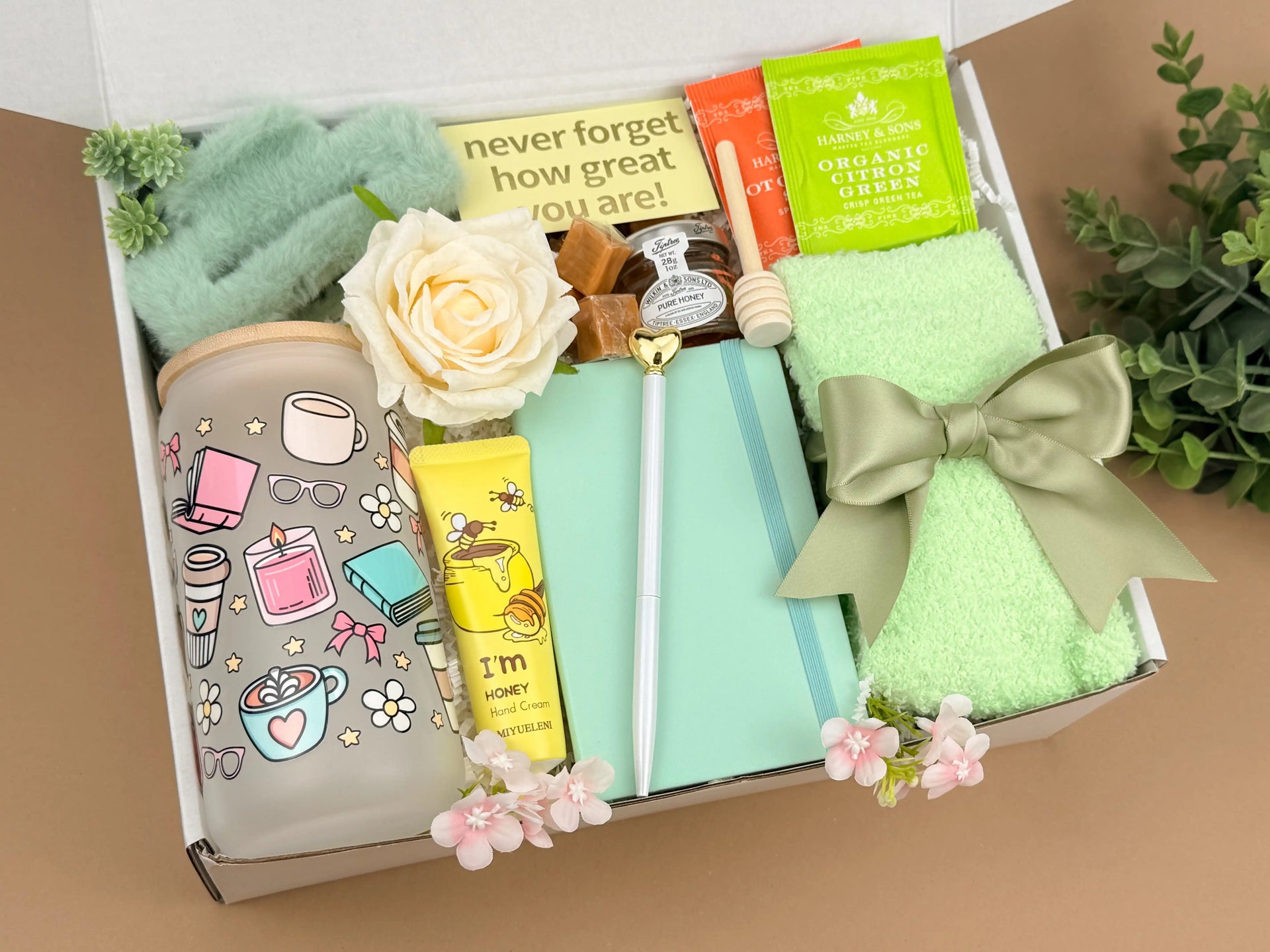 Fresh Calm Gift Box for her – Cozy Self-Care Set with Tumblers & Tea, Perfect for Relaxation